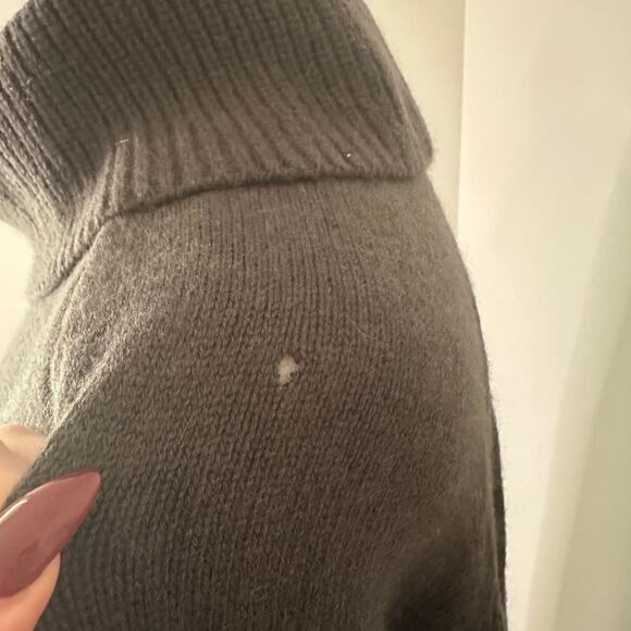 Athleta dark brown wool/cashmere knit turtleneck sweater size M - Picture 14 of 15